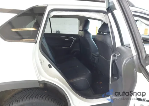 2020 Toyota Rav4 Xle Premium z USA, uszkodzony, nr VIN 2T3A1RFV0LC137840